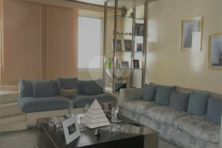 Apartamento com 212m², 4 quartos, 1 suíte, 2 vagas, à venda no bairro Santo Antônio, São Caetano do Sul