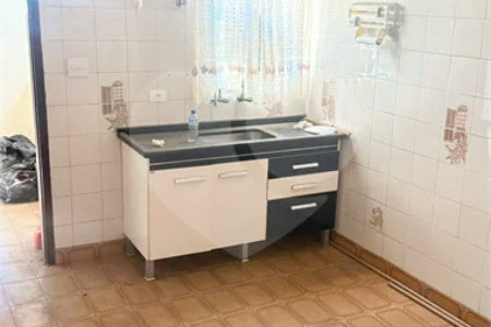 Casa para venda - 4 quartos - 3 banheiros - 382 m² - Vila Natal - Mogi das Cruzes/SP