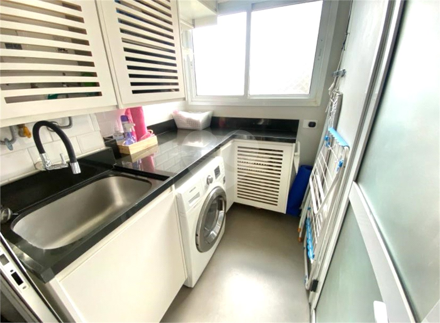 Apartamento à venda Vila Gumercindo - 2 dormitórios, 1 suíte, 1 vaga