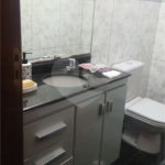 Sobrado de 242 m² com 3 Suítes e 4 Vagas de Garagem no Ipiranga