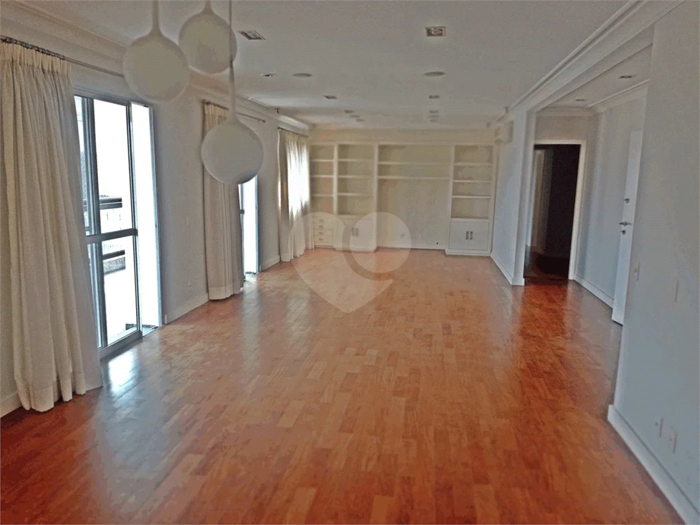 Apartamento a venda com 252 m² no Campo belo.