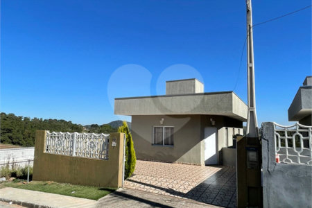 Casa a Venda em Atibaia