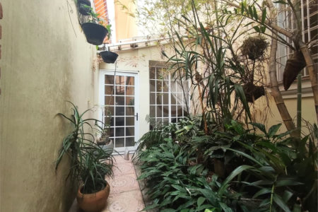 Excelente sobrado para venda com 250m², 3 quartos e 2 vagas de garagem na Aclimação!