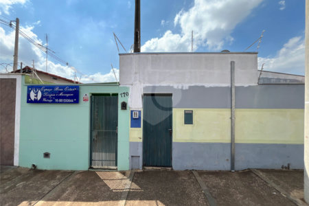 Casa a venda com 2 dormitórios na Vila São José