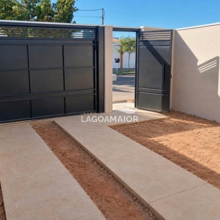 Casa à venda com 3 quartos, sendo 1 suíte, em Bela Vista da Lagoa, Três Lagoas - MS