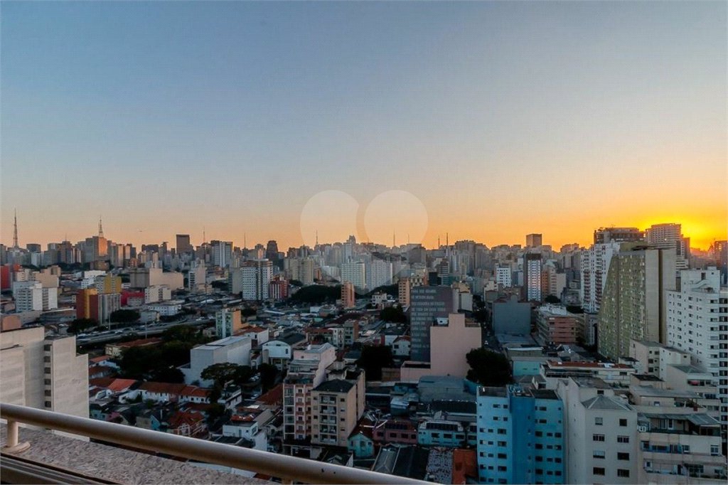 LOFT DUPLEX DE CINEMA. VENHA FAZER UMA VISITA.
