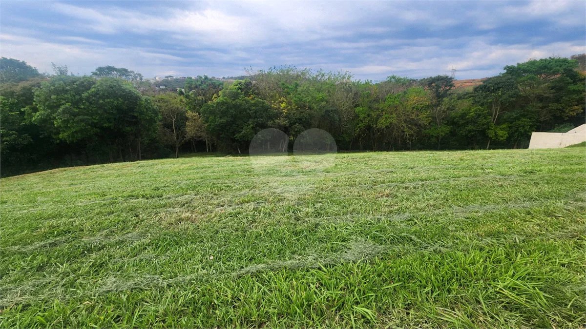 Terreno à venda no Condomínio Reserva Santa Isabel – Louveira/SP | 828,95 m² | Fundo para área verde
