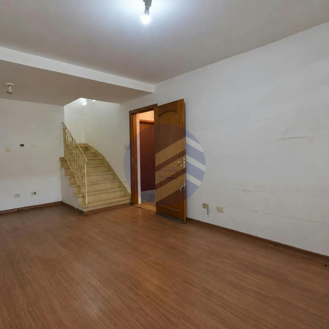 Sobrado à venda com 4 quartos em Jardim Trussardi, São Paulo - SP