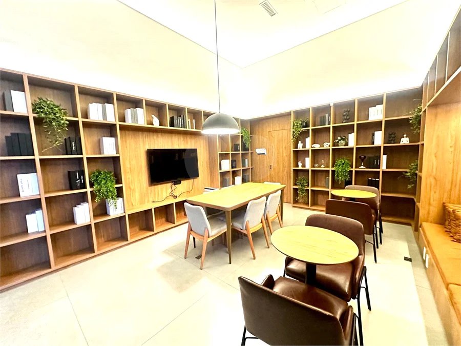Apartamento à venda com 3 suítes em Chácara Santo Antônio, São Paulo, SP