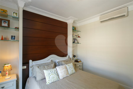 Casa à venda com 5 suítes no condomínio Villa Florida, São Paulo - SP