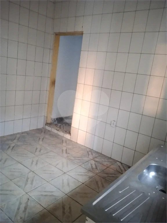 Casa com 180m², 3 quartos, 2 garagens, à venda em Guaianazes
