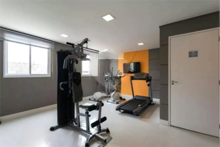 Apartamento com 41m² à venda na Saúde, 1 dormitório, 1 banheiro, 1 vaga, sacada, lazer