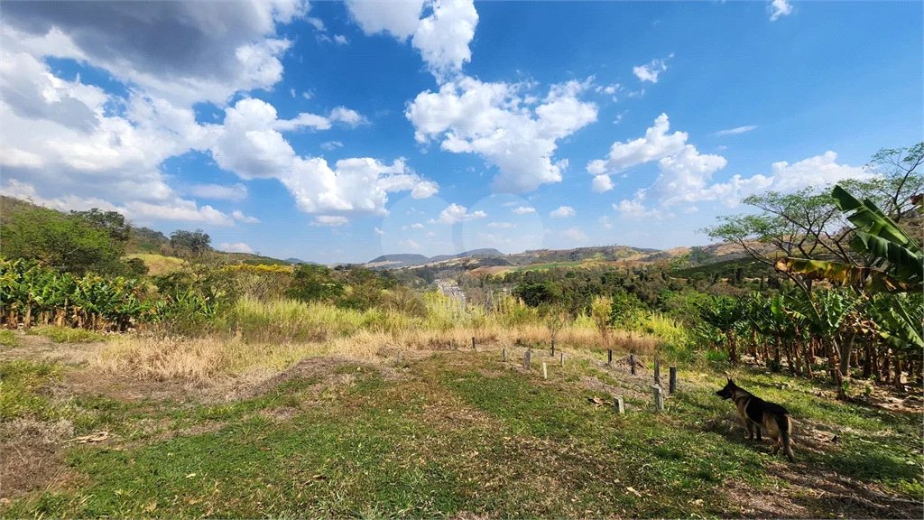 Sítio de 31 mil m² à VENDA em Àguas da Prata/SP