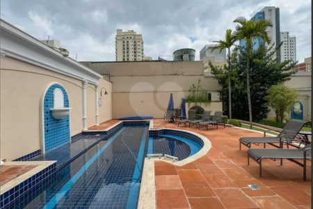Apartamento à Venda no Campo Belo – Rua Demóstenes, 606