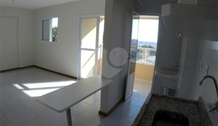 Apartamento à venda com 1 quarto em Jardim Lutfalla, São Carlos, SP