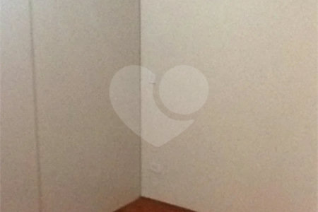 Salão à venda no Brás com 461m²