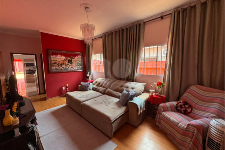 Casa com 03 Dormitórios á venda, em Jardim Alvorada, São Carlos.