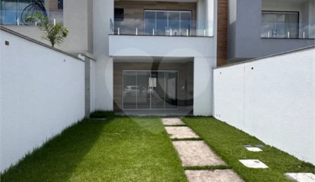 Casa à venda com 4 quartos, sendo 1 suíte,  no condomínio Grand Park, Rio de Janeiro - RJ