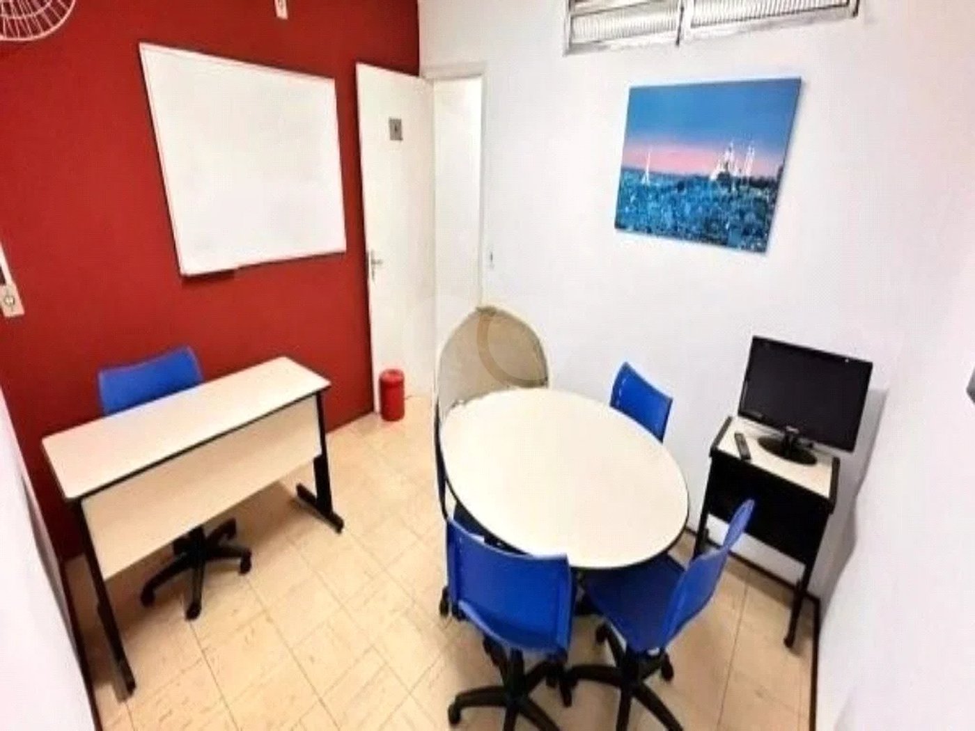 Prédio comercial com 322m², 8 salas, 3 banheiros, à venda no bairro Santo Antônio, São Caetano do Sul