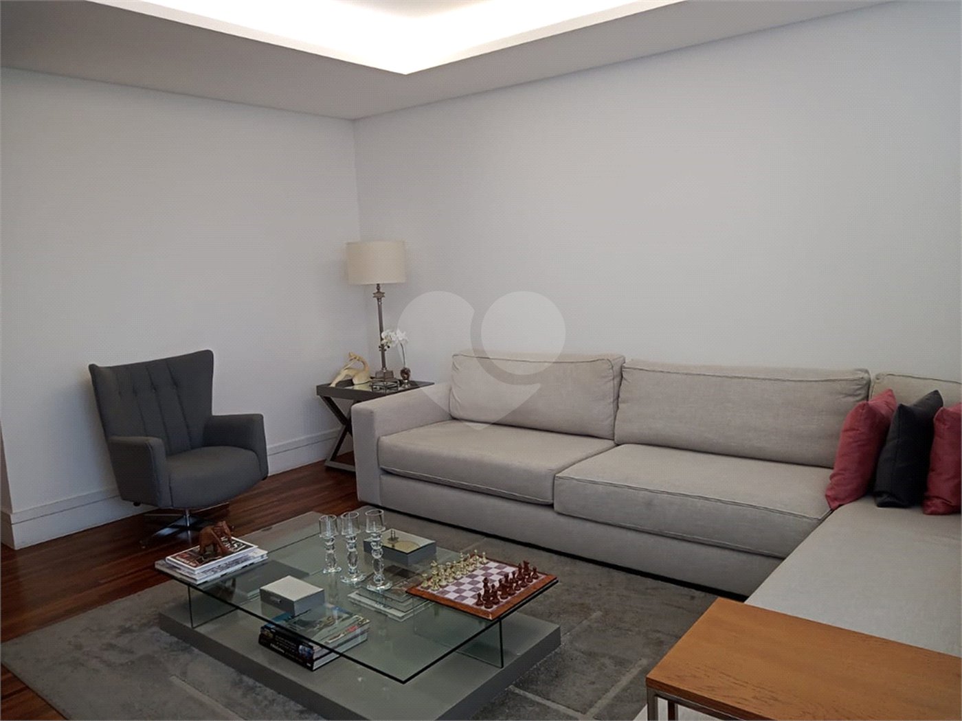 Apartamento à venda com 3 quartos, sendo 1 suíte, em Higienópolis, São Paulo, SP