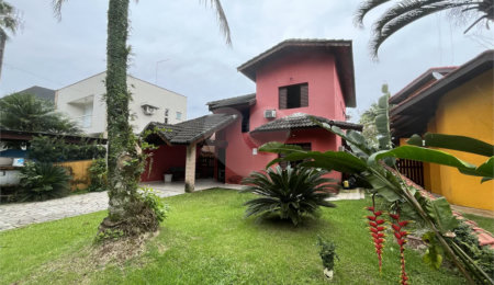 Casa à venda com 3 quartos, sendo 2 suítes,  em Morada da Praia, Bertioga, SP