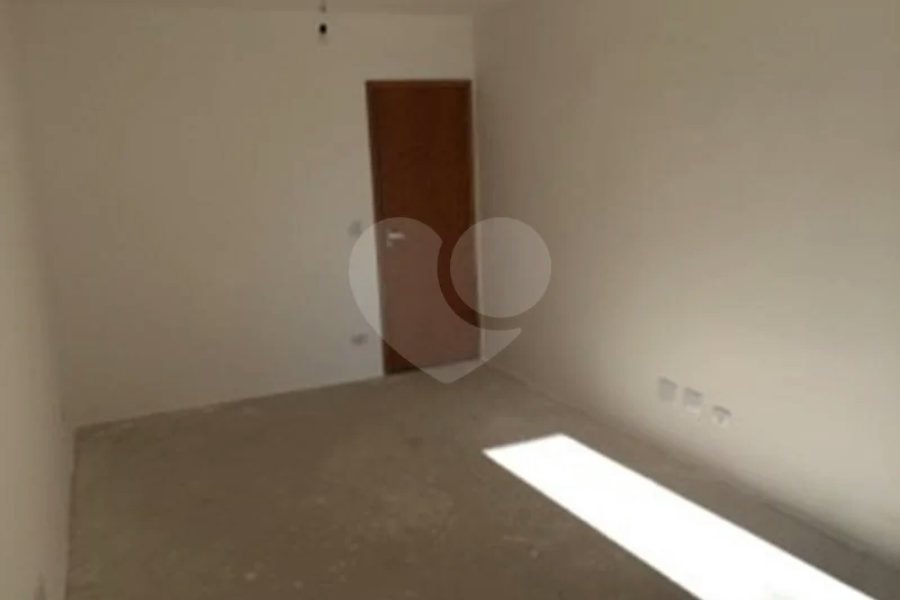 Sobrado novo nunca habitado.