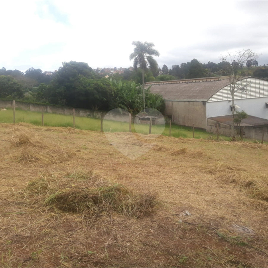 Lote de 800m2 - DOCUMENTADO - Jd Ipês - Mairinque