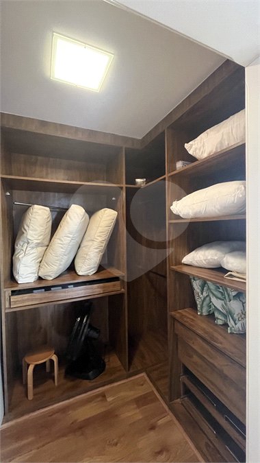 Casa a Venda no Condomínio Porto Atibaia com 4 dormitórios