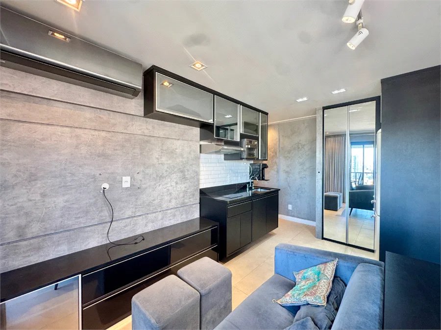 Último Andar | Estação Gabriele | 38 m² | Mobiliado | Campo Belo