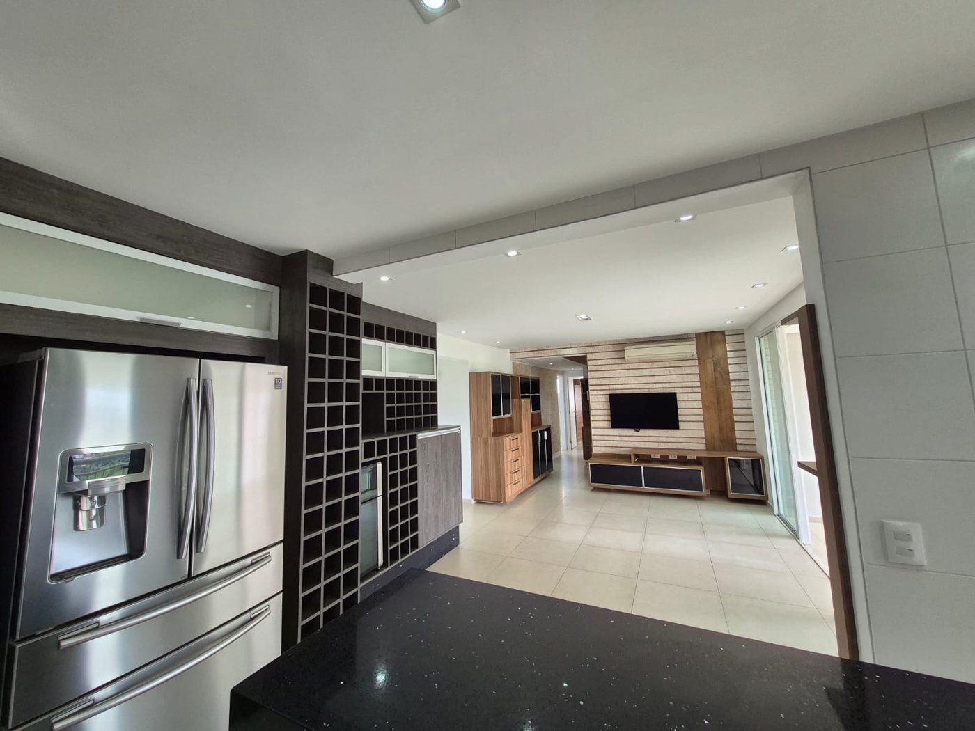 Apartamento à venda ou para alugar, 110m² com 2 quartos, sendo 1 suíte, escritório e  vagas Condomínio Paulistano, São Paulo - SP