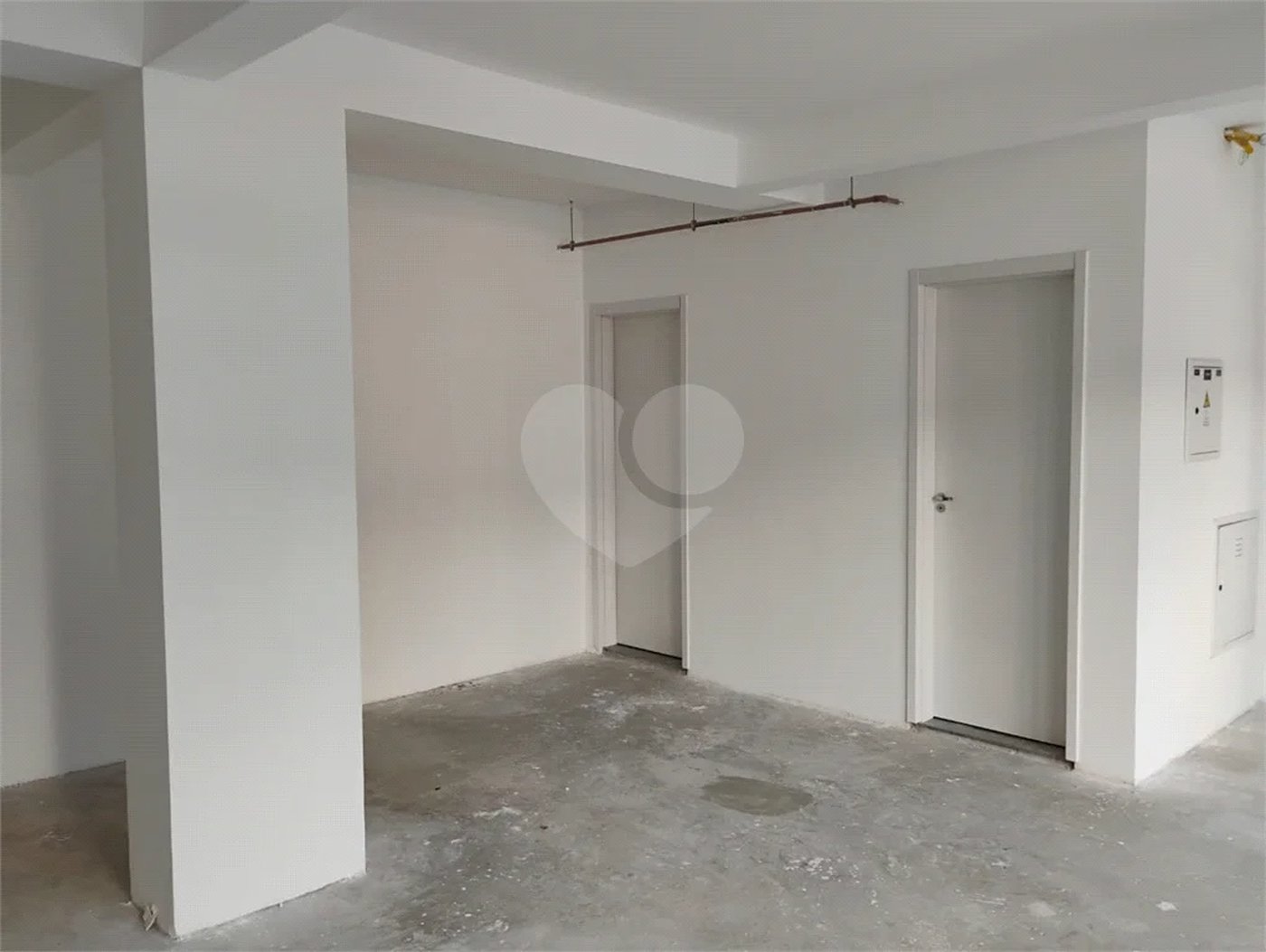 Excelente sala comercial com 50 M² no Jabaquara.
