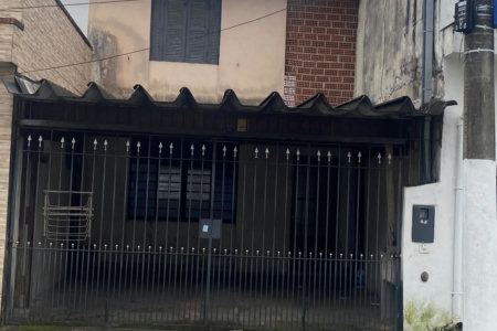 Casa à venda com 2 quartos em Jardim Alvorada, oportunidade para investidor