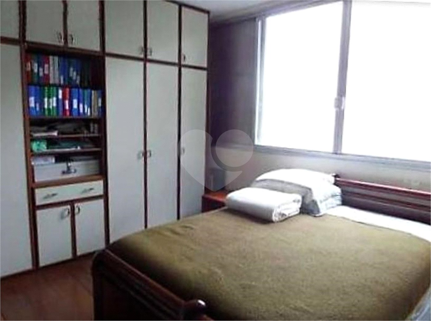 Apartamento próximo ao Metro com 03 dormitórios e 01 Suíte, 2 vagas á venda na Vila Mariana!