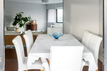 VILA NOVA CONCEIÇÃO - 216 M² - 4 VAGAS