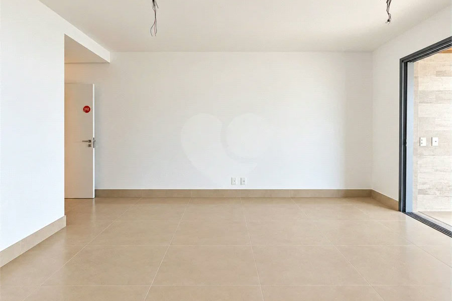 Apartamento à venda com 3 quartos, sendo 1 suíte, em Riviera de São Lourenço, Bertioga, SP
