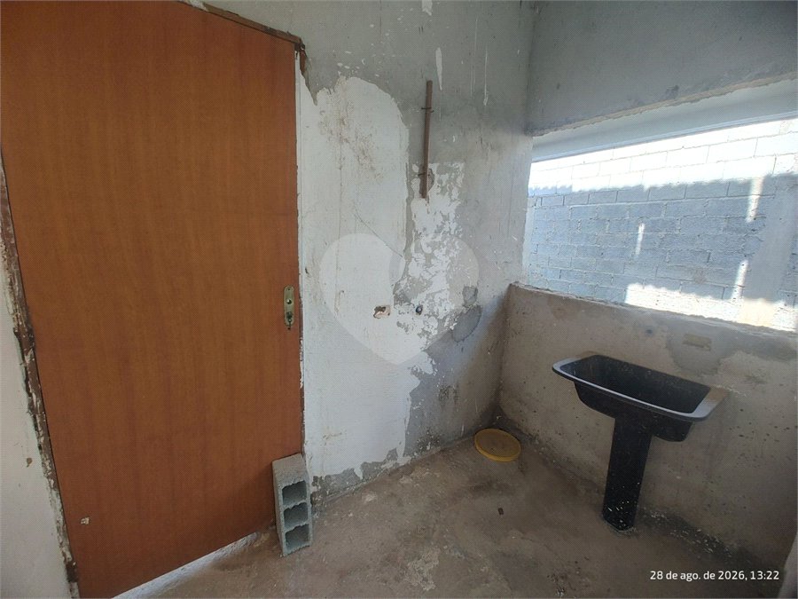 Terreno 810 metros à venda em Atibaia com projeto aprovado exclusivo de alto padrão com construção inacabada