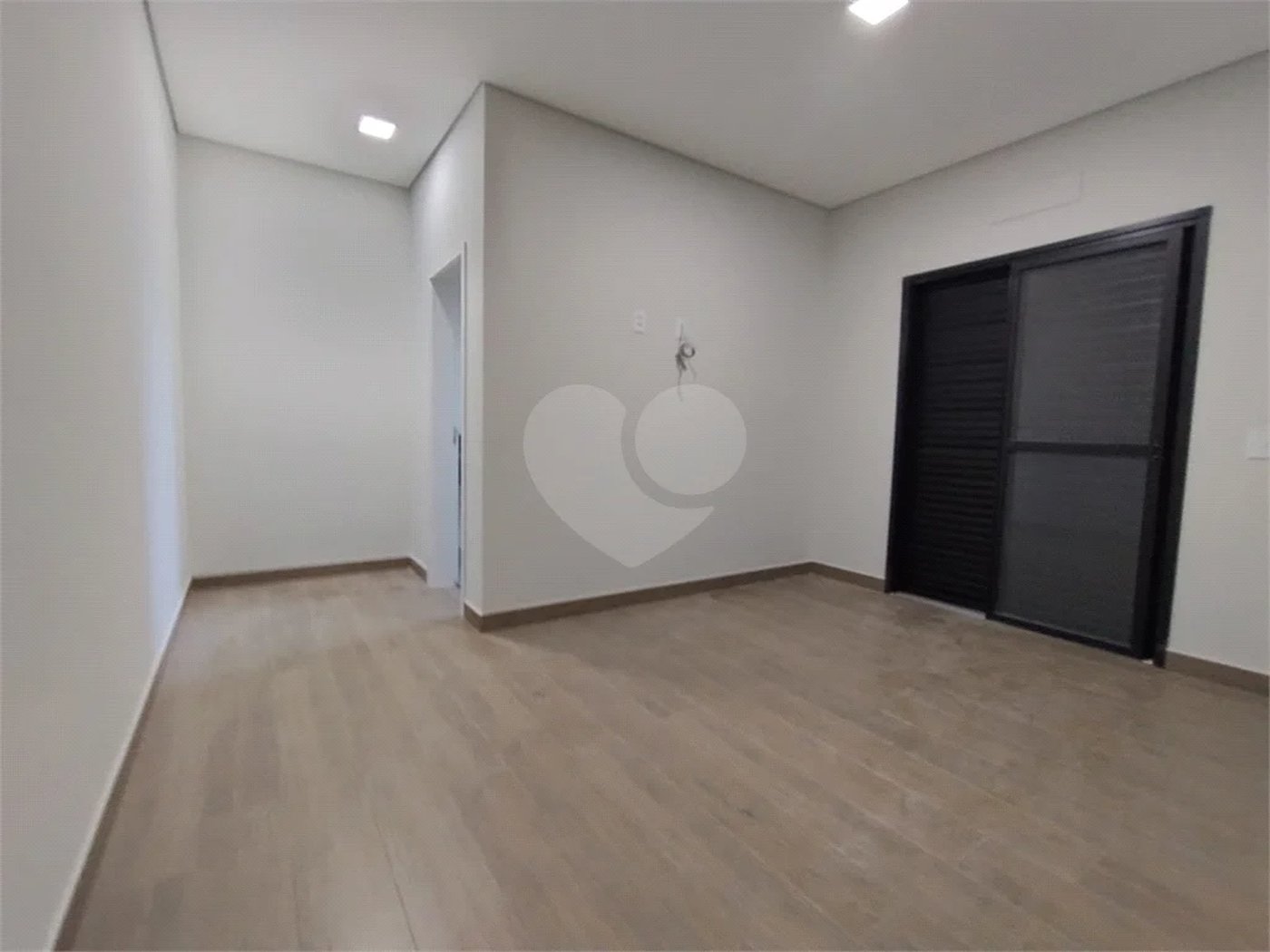 Casa em Condomínio à Venda em Piracicaba/SP.