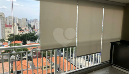 Apartamento à venda com 2 quartos, sendo 1 suíte,  em Campo Belo, São Paulo, SP