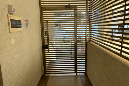 Apartamento mobiliado com 2 dormitórios sendo 1 suíte