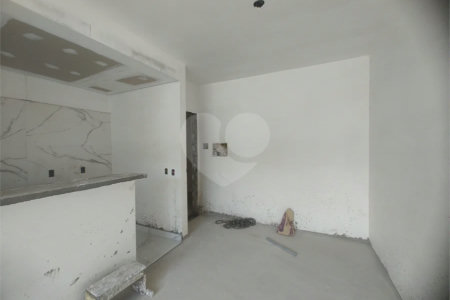 Apartamento 2 dormitórios (1 suíte) com vaga garagem, excelente localização, programa MCMV
