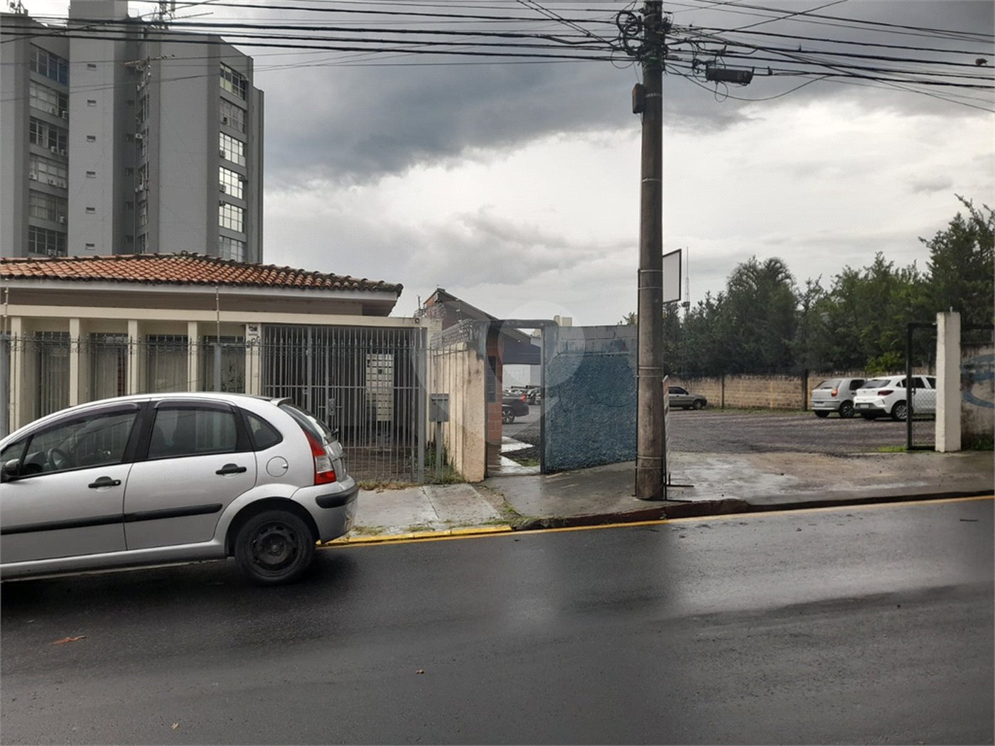 Casa à venda próxima à Santa Casa – Ideal para clínica ou consultório!
