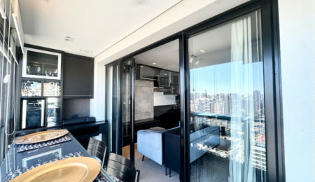 Último Andar | Estação Gabriele | 38 m² | Mobiliado | Campo Belo