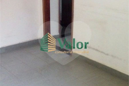 Casa com 3 dormitórios na Vila Prado