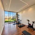 Casa nova no Saint Patrick com 926 m², 5 suítes, elevador e piscina aquecida, saúna em Sorocaba