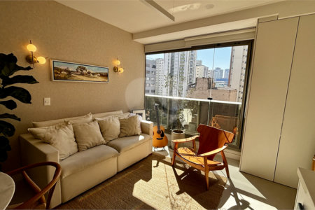Apartamento novo na Vila Mariana com 38m², 1 vaga e próximo ao metrô.