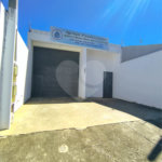 Imóvel disponível para venda com excelente localização e grande potencia, tambèm gerando uma renda passiva todos meses com contrato de aluguel ativo. Salão Comercial Perfeito para quem busca conforto, praticidade e um ótimo investimento