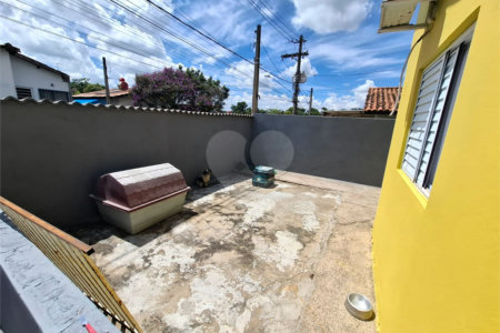Casa à venda com 2 quartos em Popular III, Louveira, SP