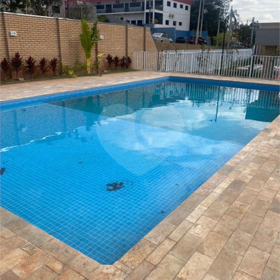 Lindo apartamento no Parque das Oliveiras