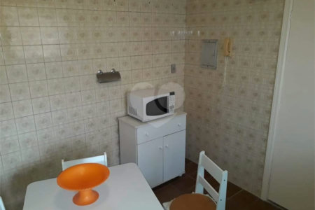 Apartamento para locação na Saúde de 80m² com 2 dormitórios.