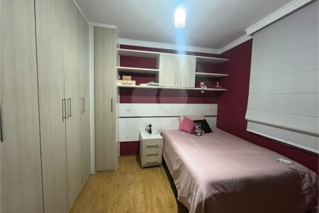 Casa com piscina disponivel para venda com 250m² - Jardim Paris / SP
